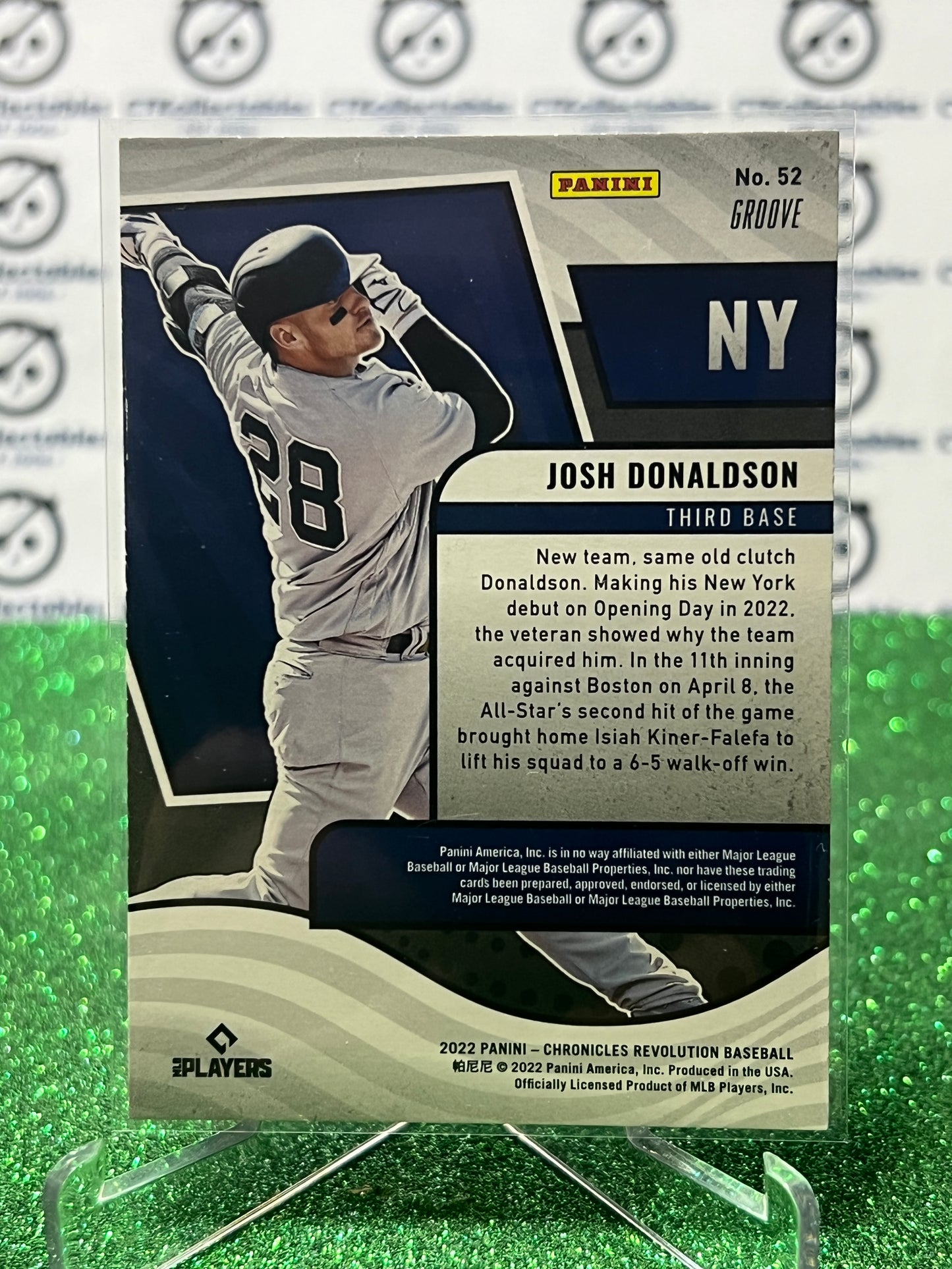 2022 PANINI CHRONICLES REVOLUTION JOSH DONALDSON # 52 GROOVE  NEW YORK YANKEES  BASEBALL CARD