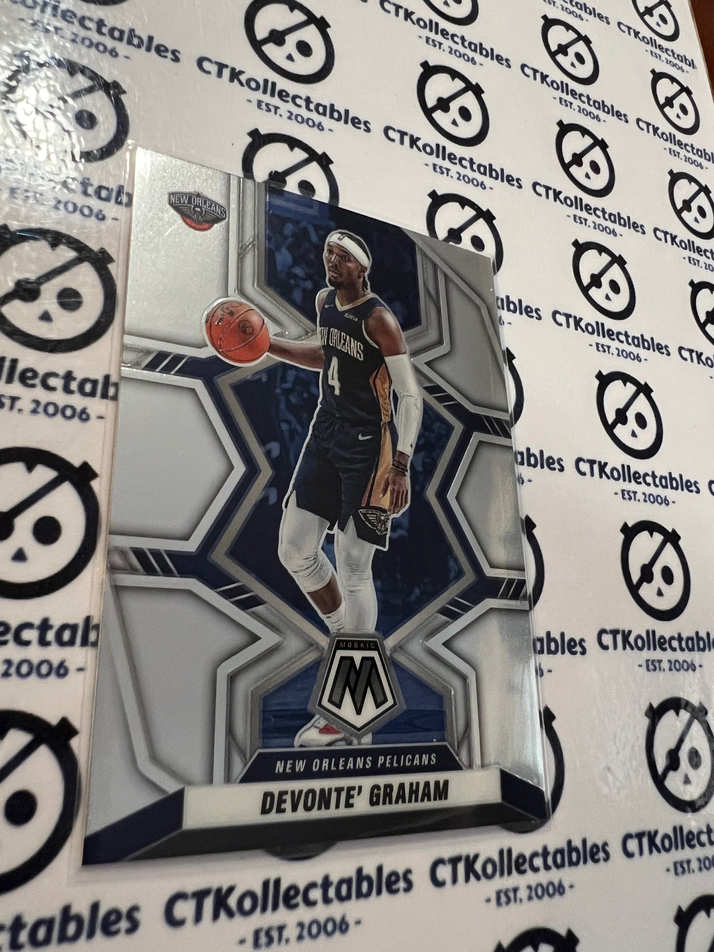 2021-22 NBA Mosaic Base #179 Devonte Graham Pelicans