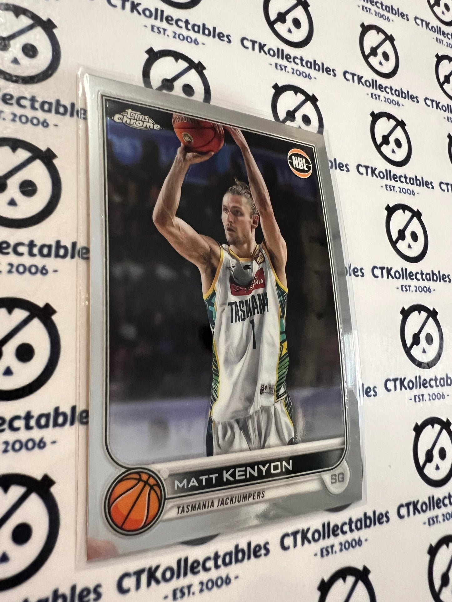 2022-23 Topps NBL Chrome Base #92 Matt Kenyon Jackjumpers