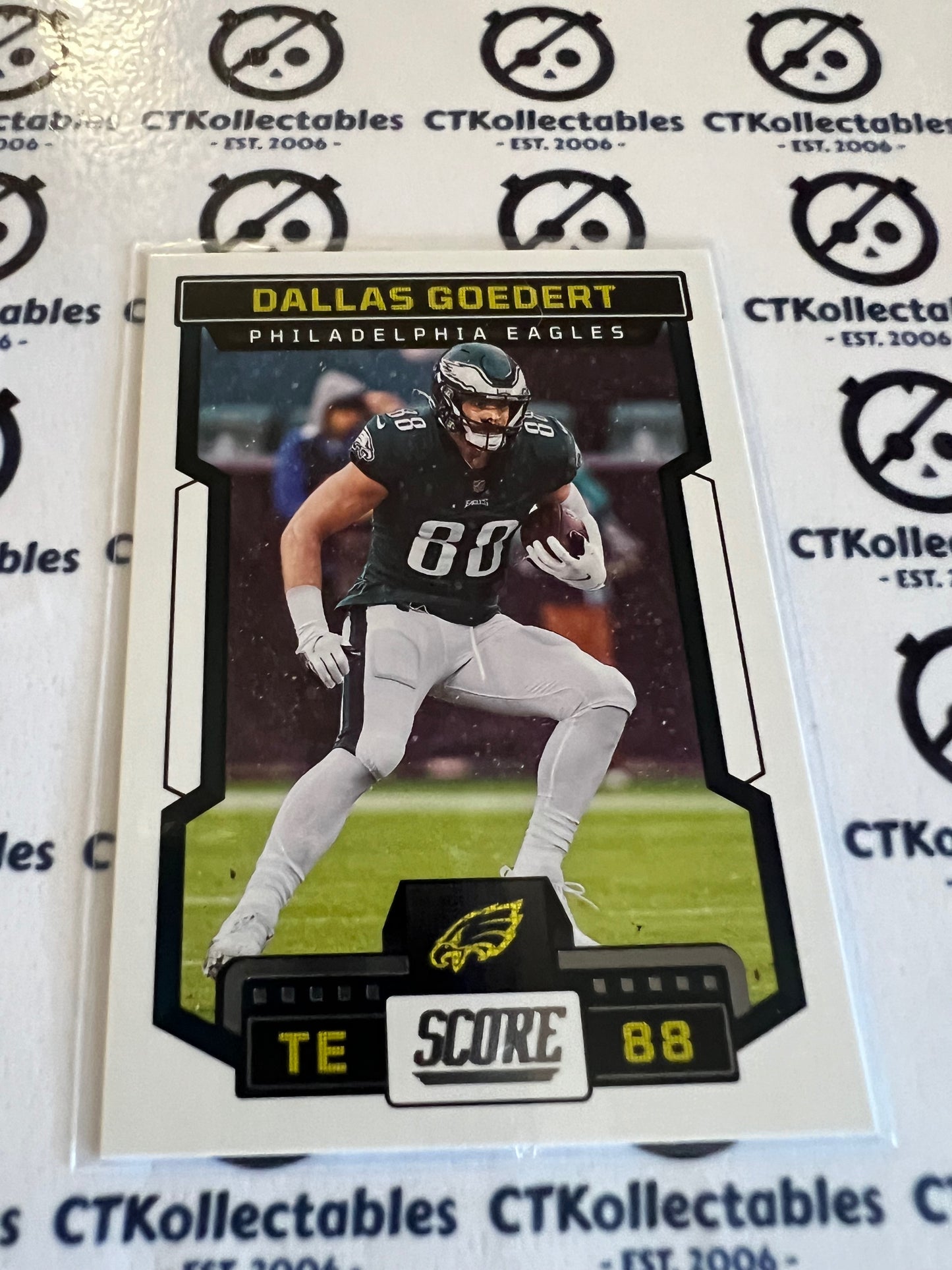 2023 NFL Panini Score Base #247 Dallas Goedert Eagles