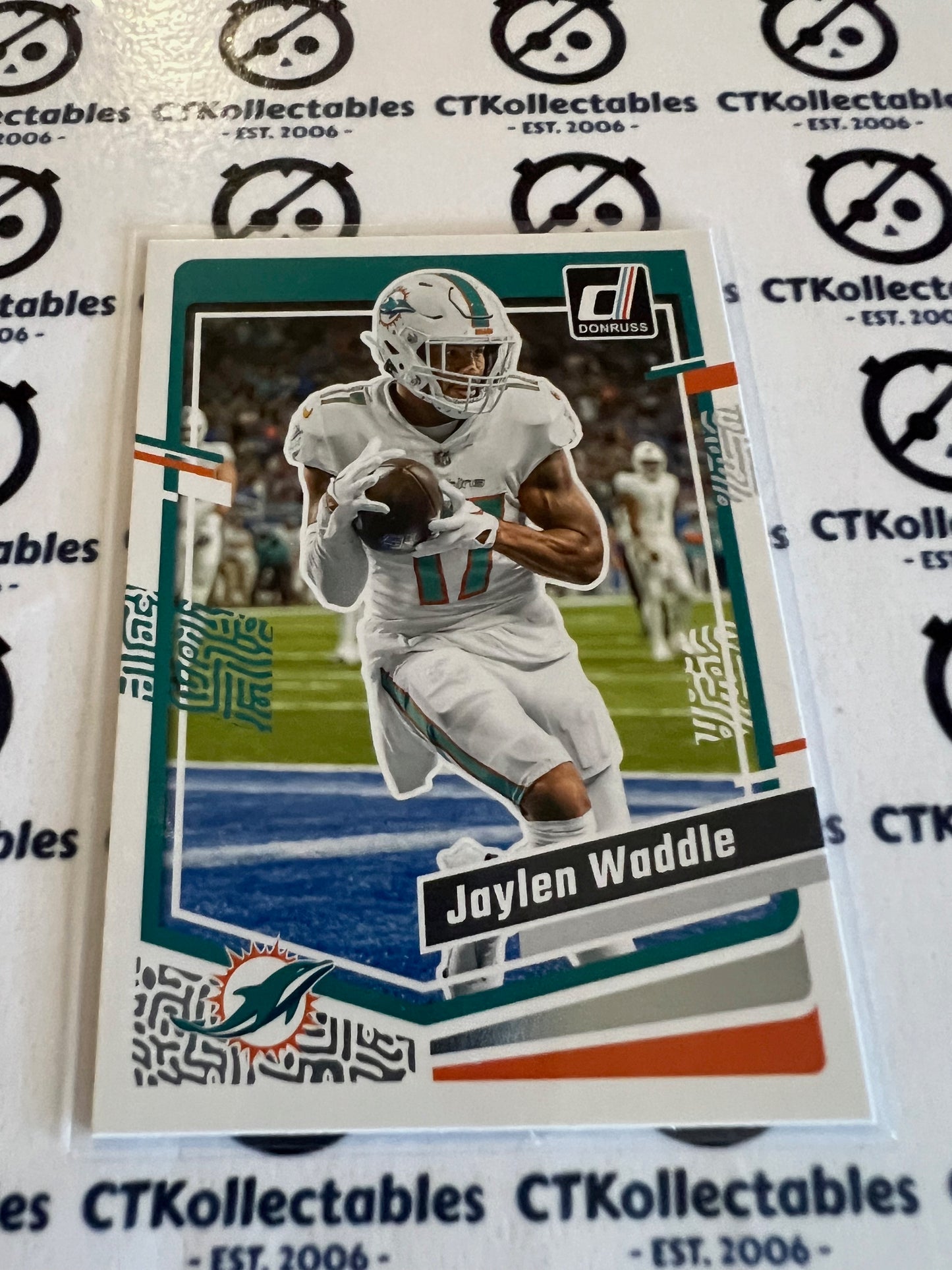 2023 NFL Panini Donruss Base #185 Jaylen Waddle Dolphins