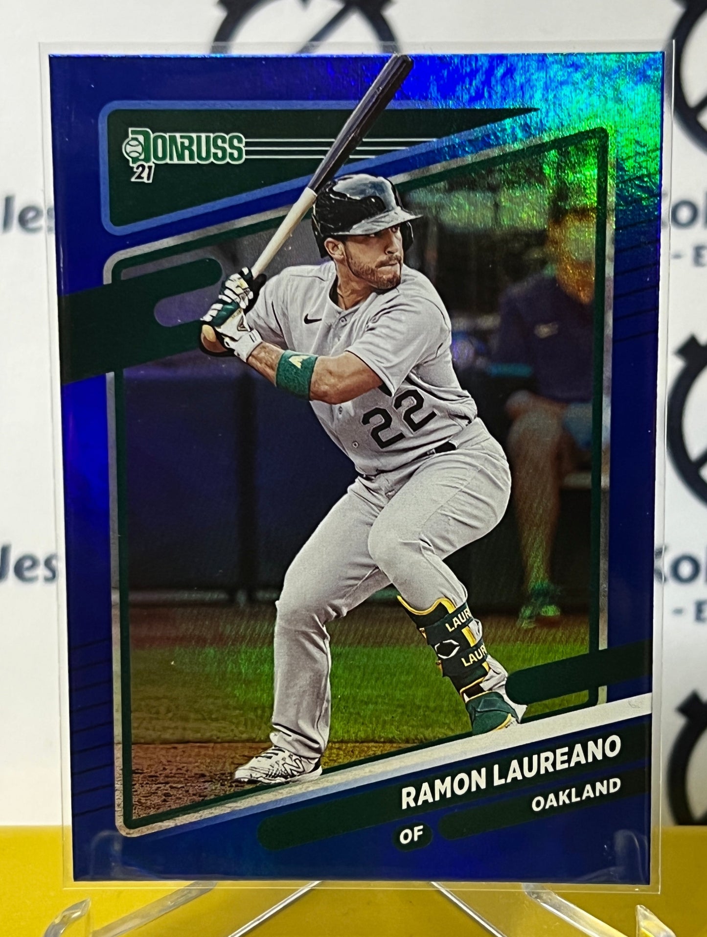 2021 PANINI DONRUSS RAMON LAUREANO # 135 BLUE FOIL OAKLAND ATHLETICS BASEBALL CARD