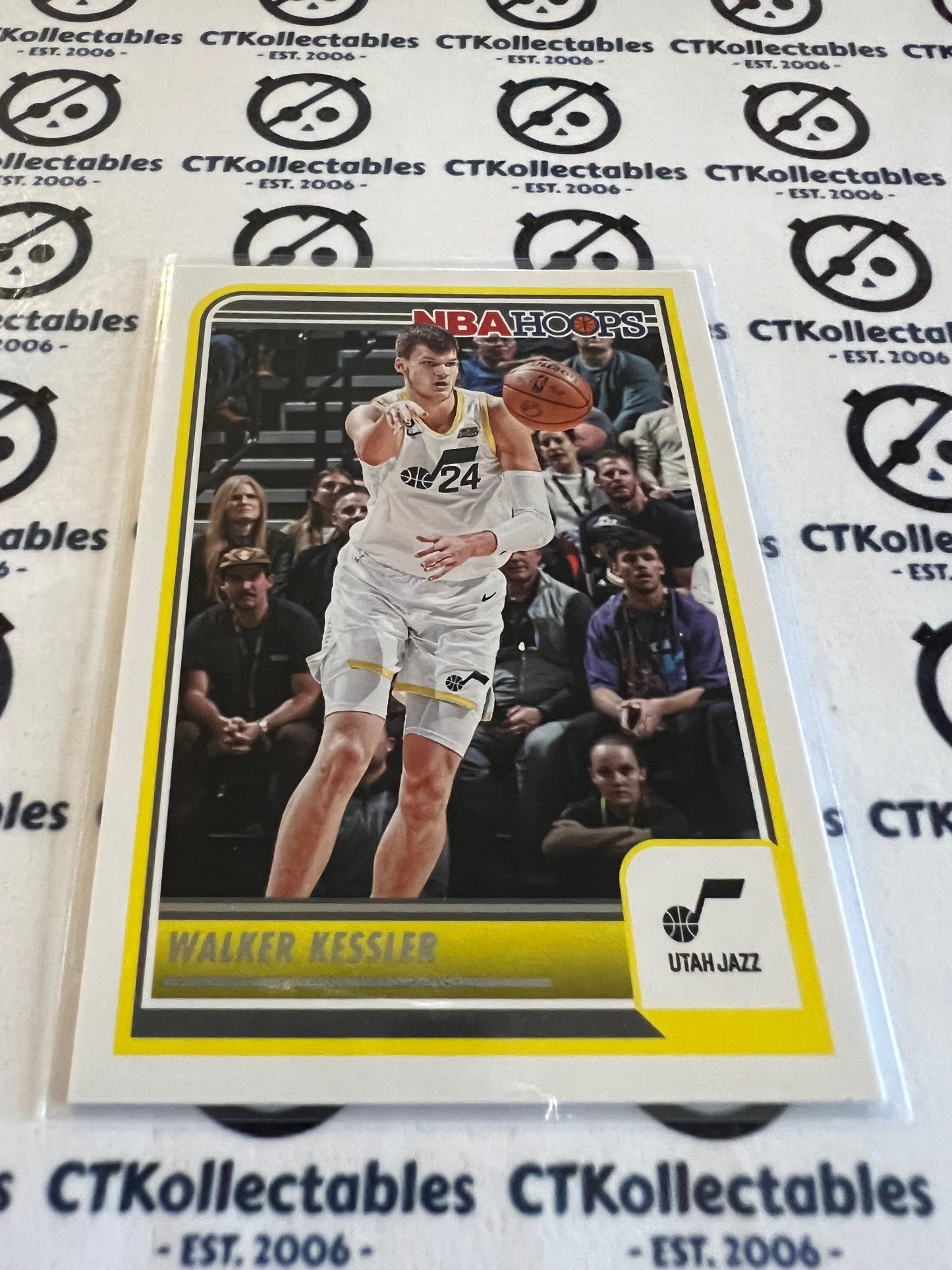 Copy of 2023-24 Panini NBA HOOPS Base #13 Walker Kessler Jazz