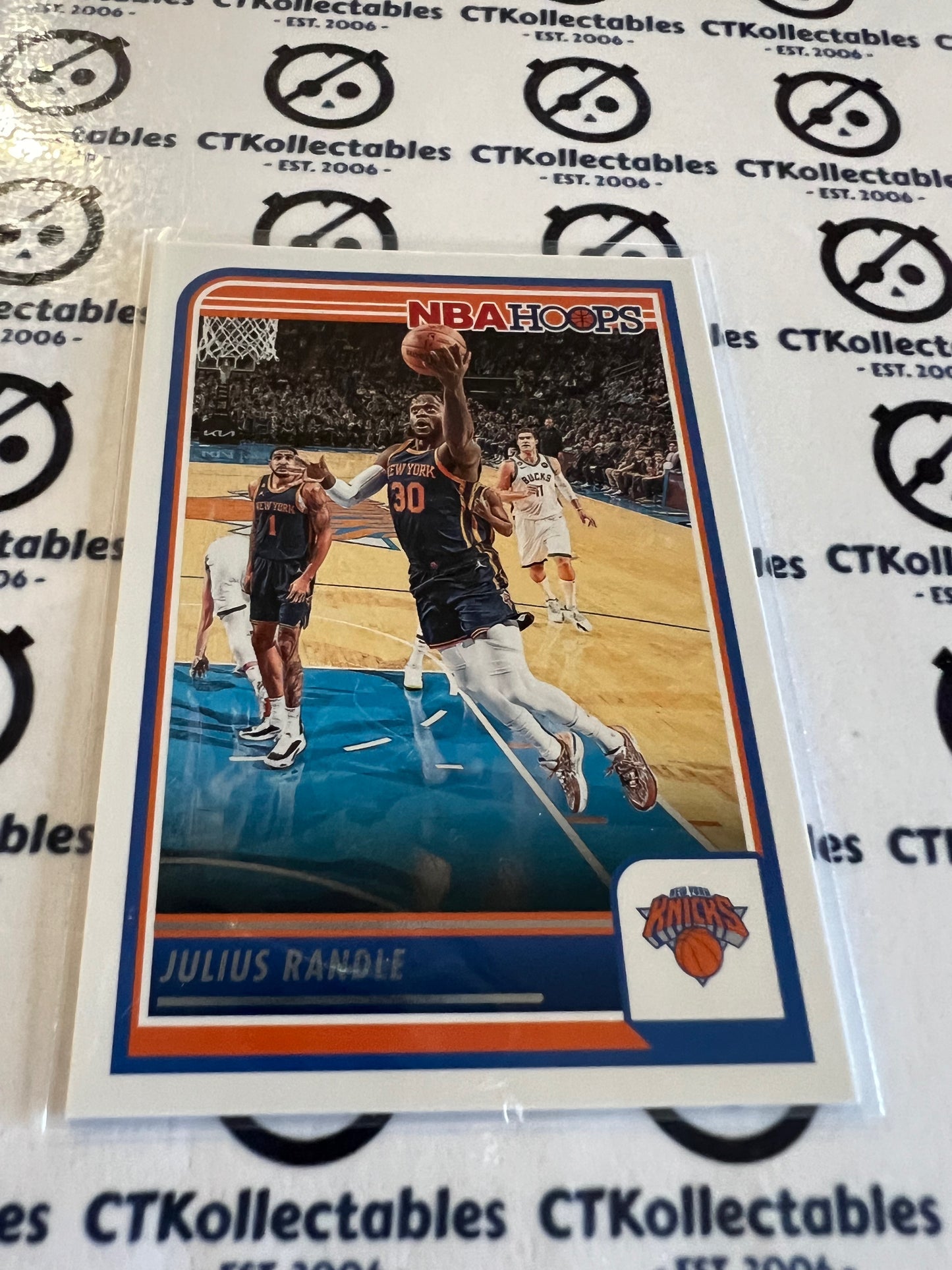 2023-24 Panini NBA HOOPS Base #27 Julius Randle Knicks