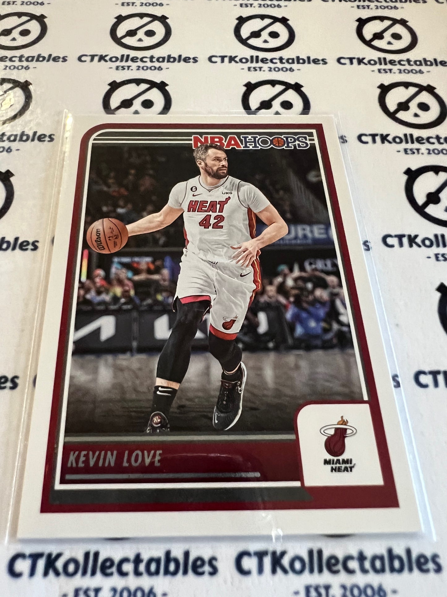 2023-24 Panini NBA HOOPS Base #115 Kevin Love Heat