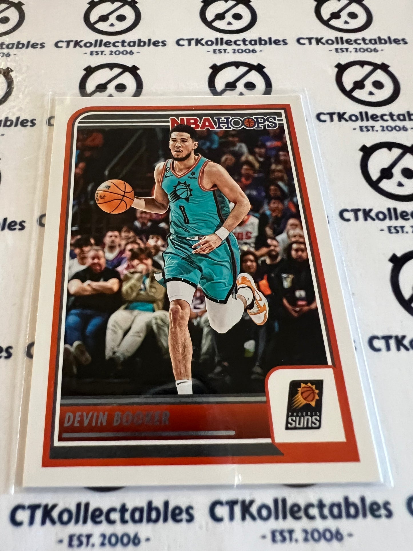 2023-24 Panini NBA HOOPS Base #191 Devin Booker Suns