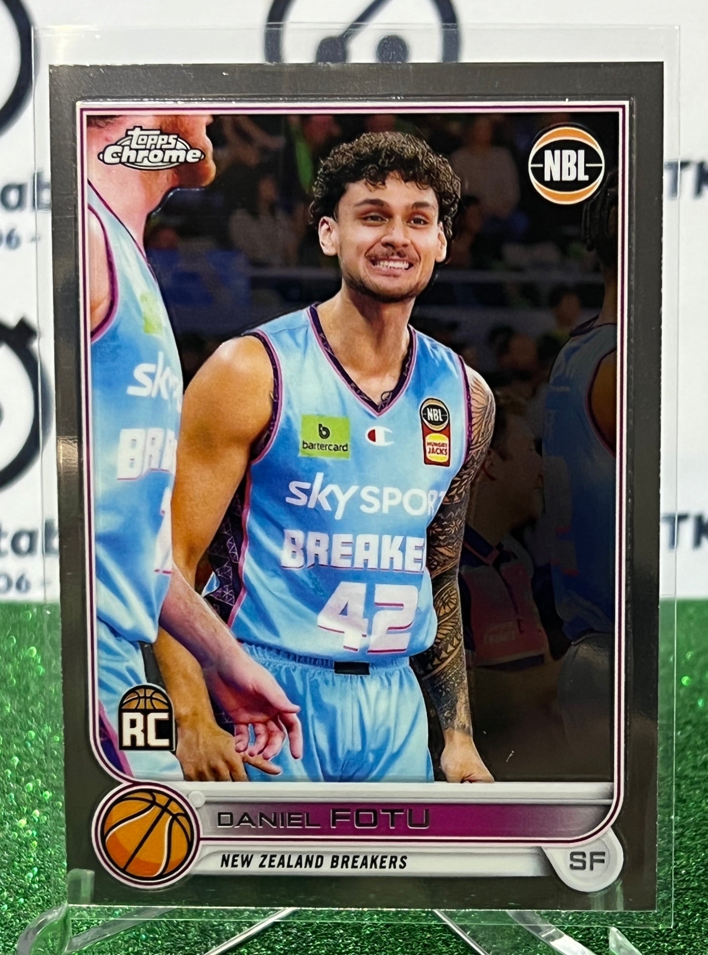 2022-23 TOPPS NBL CHROME DANIEL FOTU # 54 ROOKIE NEW ZEALAND BREAKERS BASKETBALL CARD