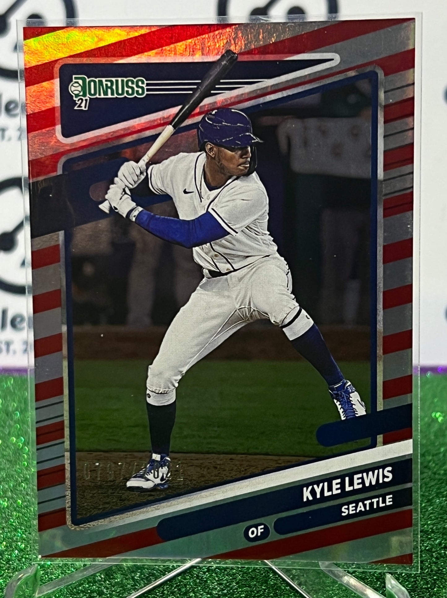 2021 PANINI DONRUSS KYLE LEWIS # 95 CANDY CANE /2021  SEATTLE MARINERS BASEBALL CARD