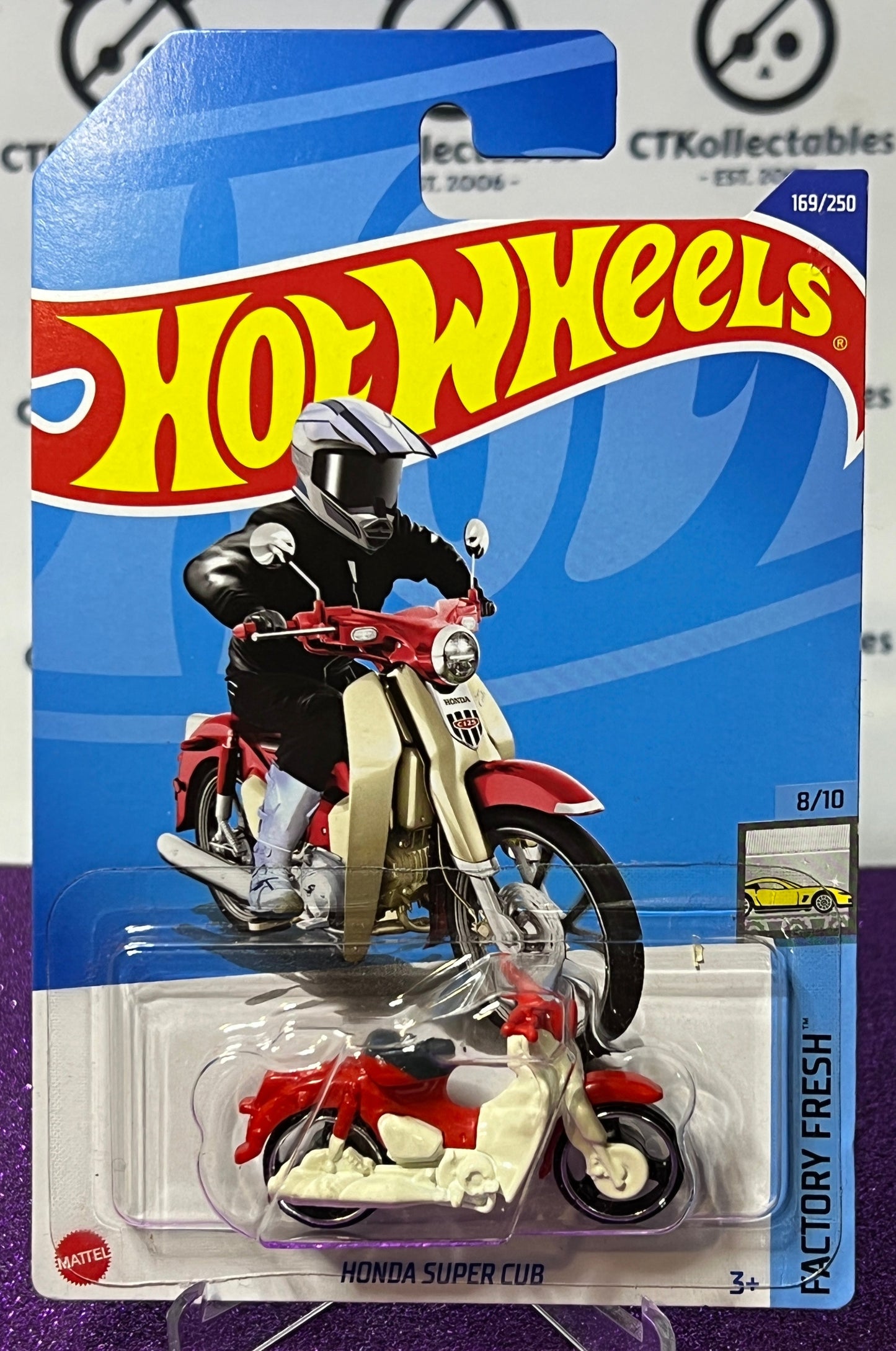 HOT WHEELS MATTEL DHONDA SUPER CUB MOTORCYCLE  8/10  FACTORY FRESH 169/250 -  2021