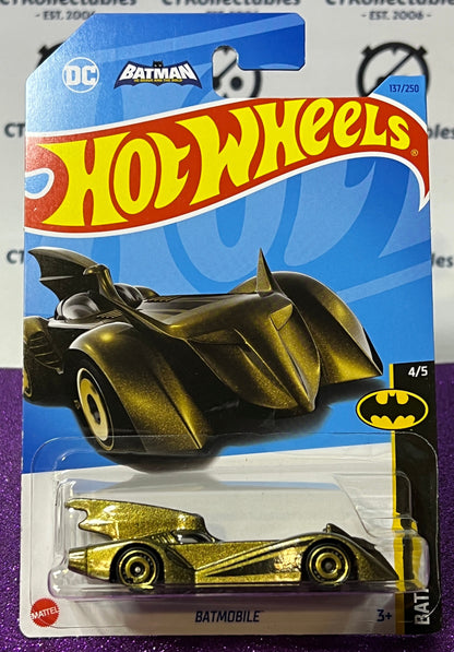 HOT WHEELS MATTEL  BATMAN BATMOBILE  GOLD 4/5 DC LONG CARD 137/250 DC 2021