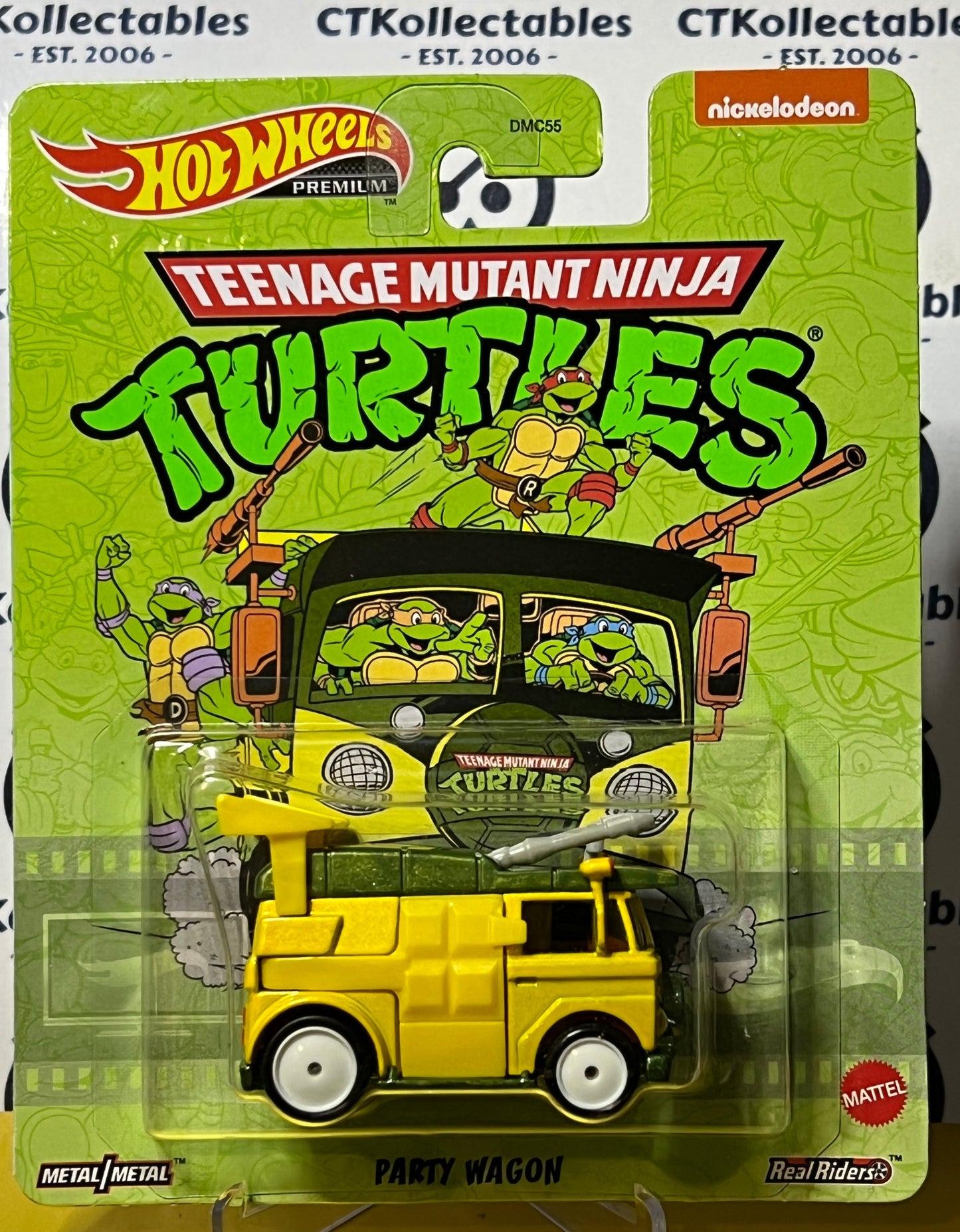 HOT WHEELS PREMIUM MATTEL TEENAGE MUTANT NINJA TURTLES  PARTY WAGON  NICKELODEON  2021