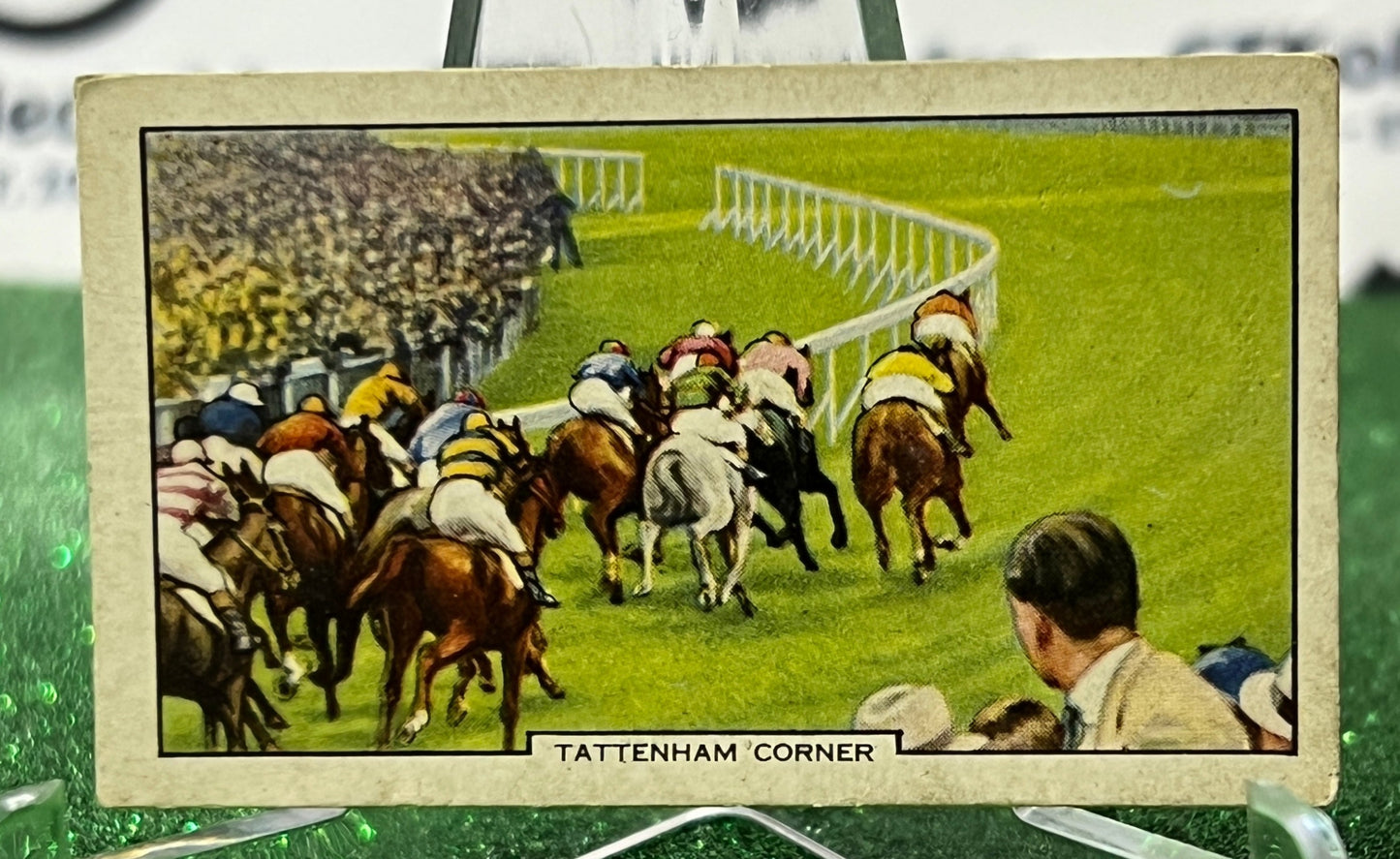 1938 GALLAHER  LTD TOBACCO CARD RACING SCENES # 25 TATTENHAM CORNER HORSE RELATED