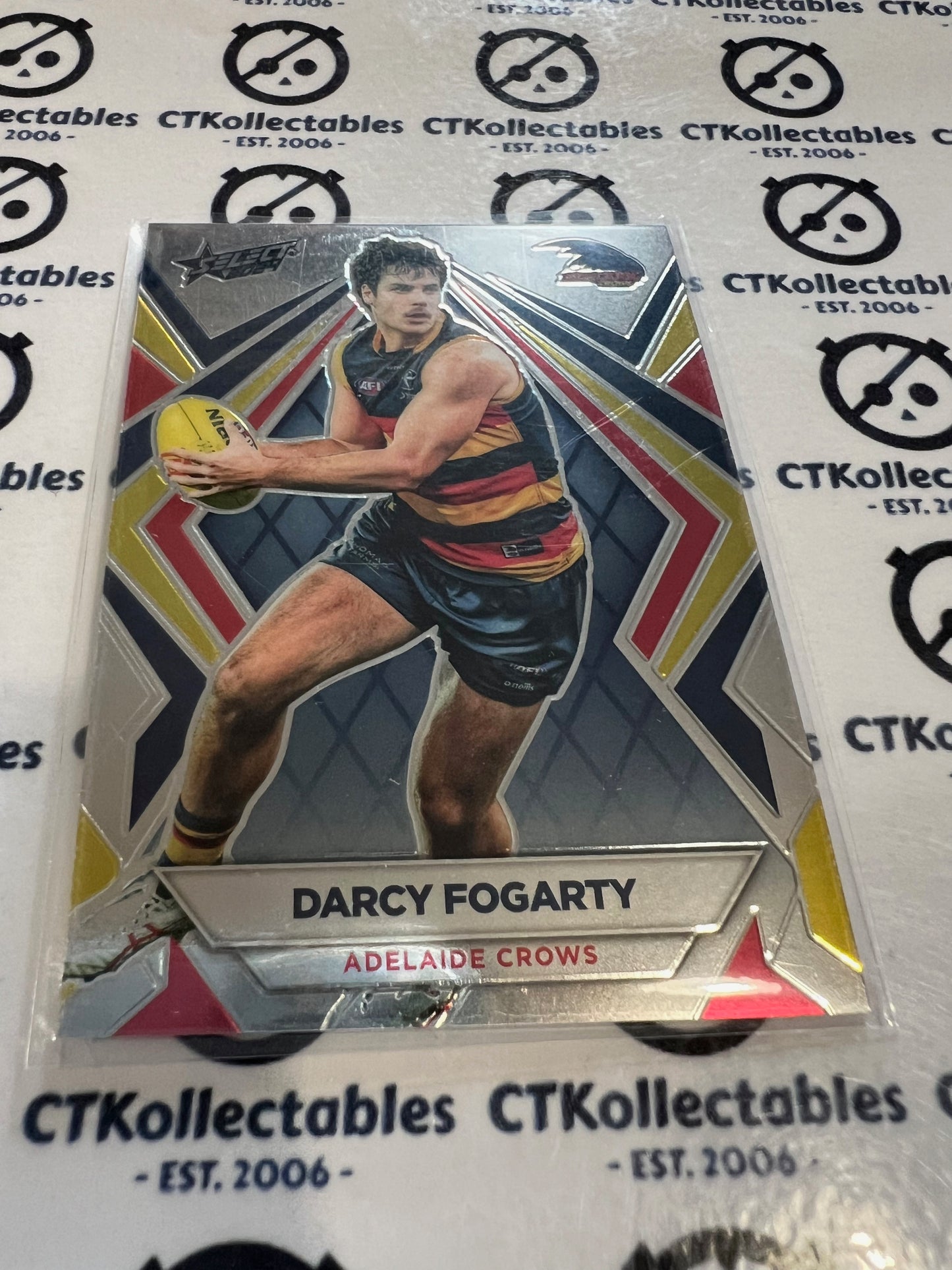 2024 AFL Footy Stars - Luminous Base #L2 Darcy Fogarty Adelaide Crows