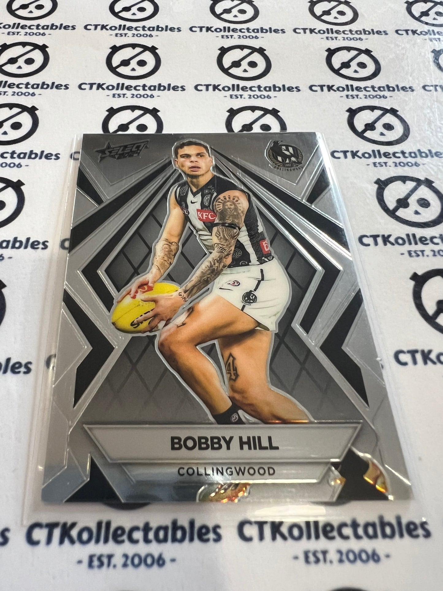 2024 AFL Footy Stars - Luminous Base #L35 Bobby Hill Collingwood