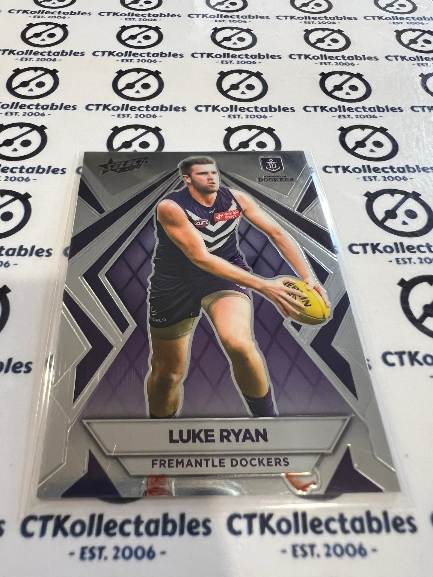 2024 AFL Footy Stars - Luminous Base #L57 Luke Ryan  Freemantle