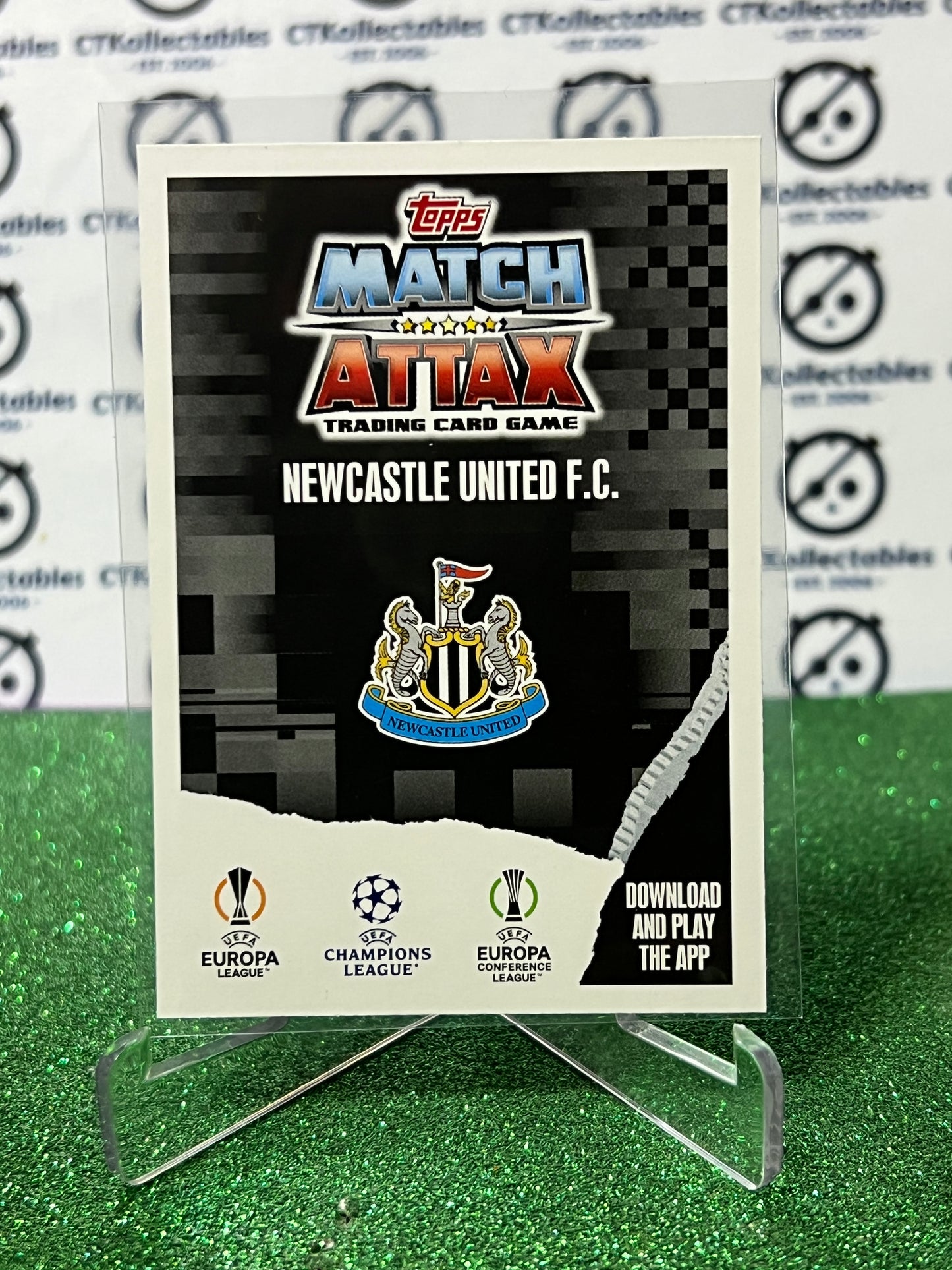 2023 TOPPS MATCH ATTAX NEWCASTLE UNITED # 64 TEAM LOGO FOIL FOOTBALL SOCCER CARD