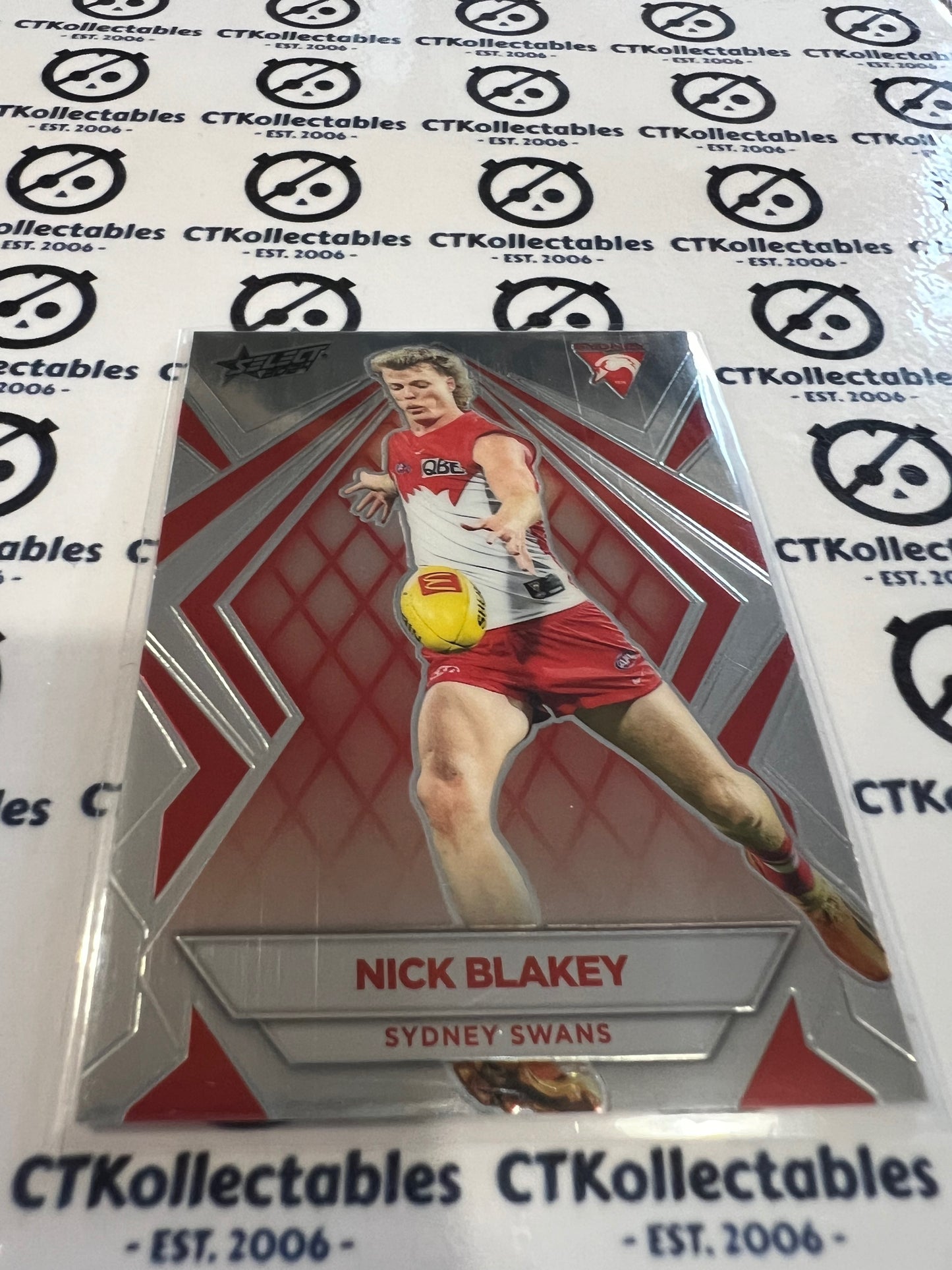 2024 AFL Footy Stars - Luminous Base #L151 Nick Blakey Swans