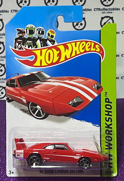 HOT WHEELS  MATTEL '69 DODGE CHARGER DAYTONA  HW WORKSHOP 234/250 RED  2013