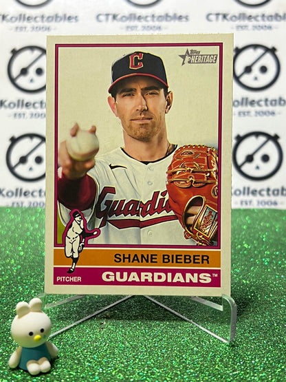 2025 TOPPS HERITAGE SHANE BIEBER # 477 SHORT PRINT CLEVELAND GUARDIANS BASEBALL CARD