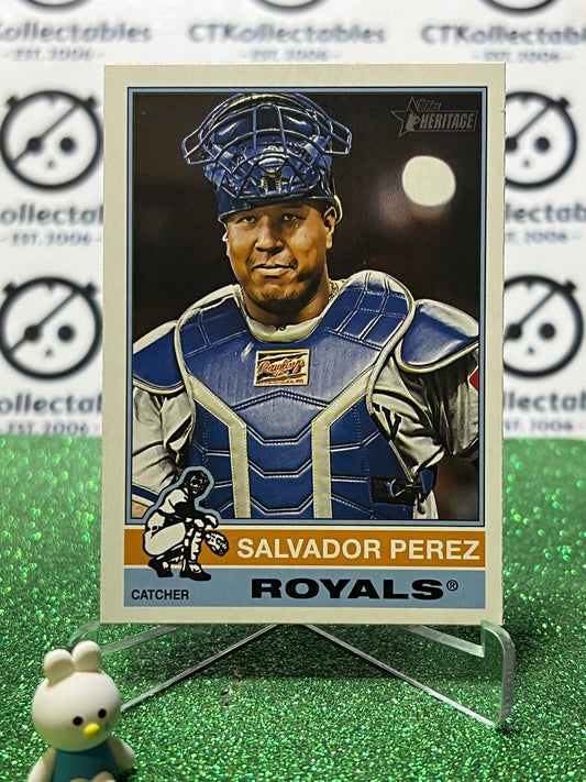 2025 TOPPS HERITAGE SALVADOR PEREZ # 21  KANSAS CITY ROYALS  BASEBALL CARD