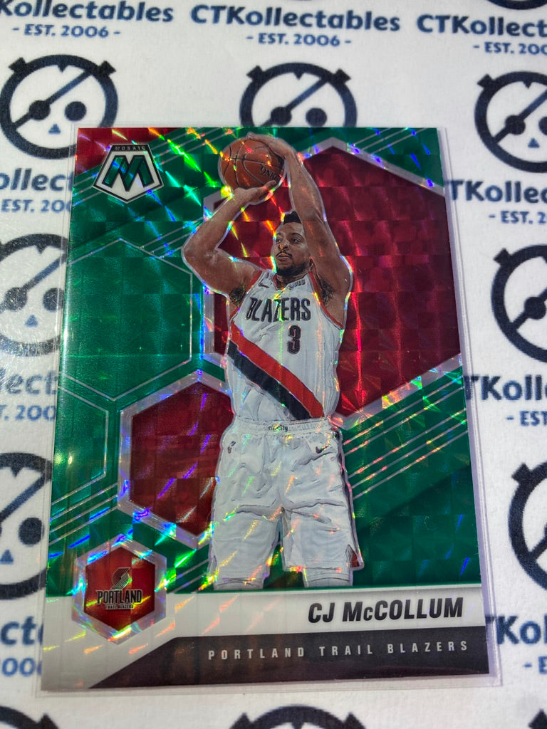 2020-21 NBA Mosaic CJ McCollum Green Prizm #30 Portland