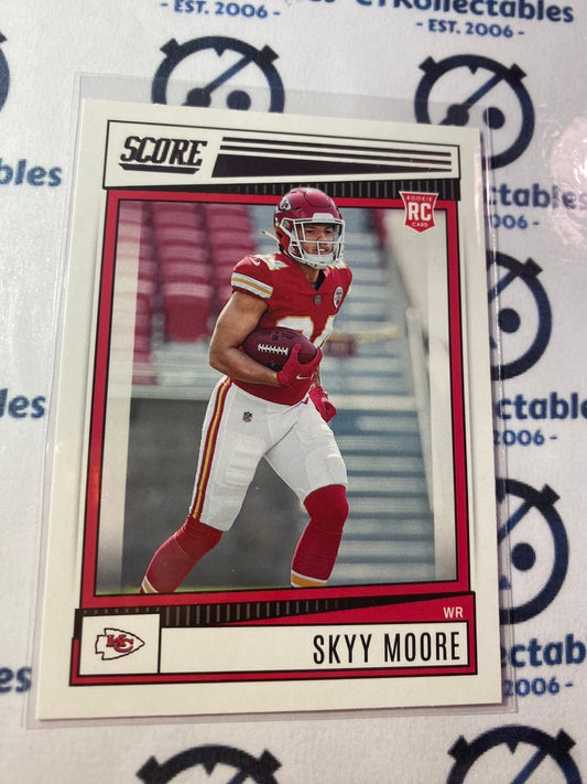 2022 NFL Panini Score Skyy Moore Rookie Card RC #391 Chiefs