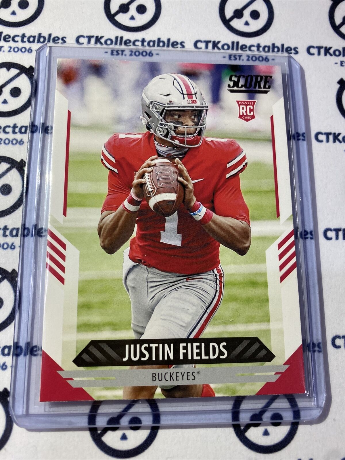 2021 NFL Score Rookie Card Justin Fields #302 RC Bears