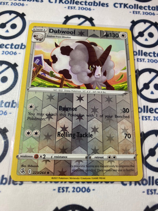 Dubwool Reverse Holo #223/264 2021 Sword & Shield Fusion Strike Pokemon Card