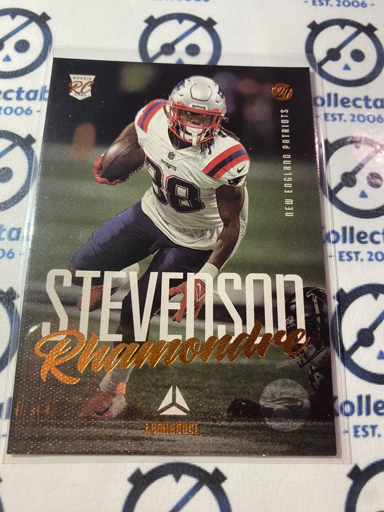 2021 NFL Chronicles Luminance Rhamondre Stevenson Bronze Rookie Card RC #223 Patriots