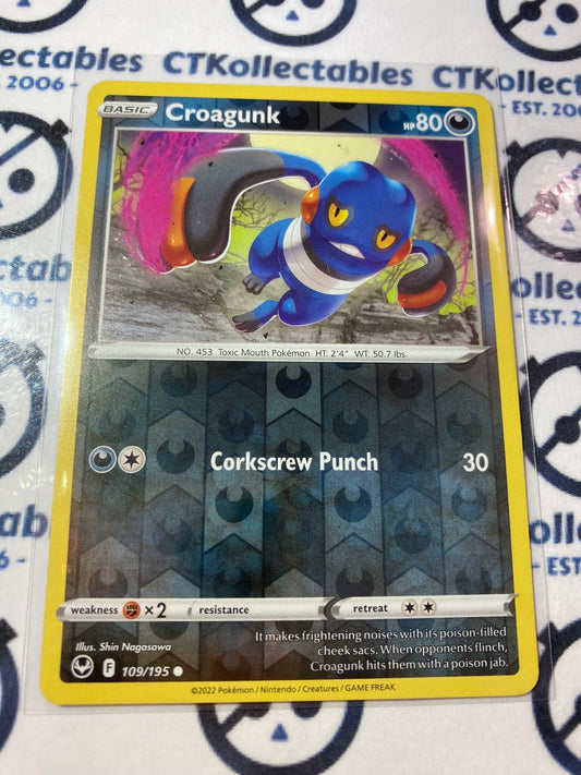 Croagunk Reverse Holo #109/195 2022 Sword & Shield Silver Tempest Pokemon Card