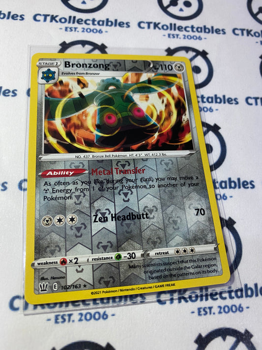 Bronzong #102/163 Reverse Holo Pokémon Card Battle Styles