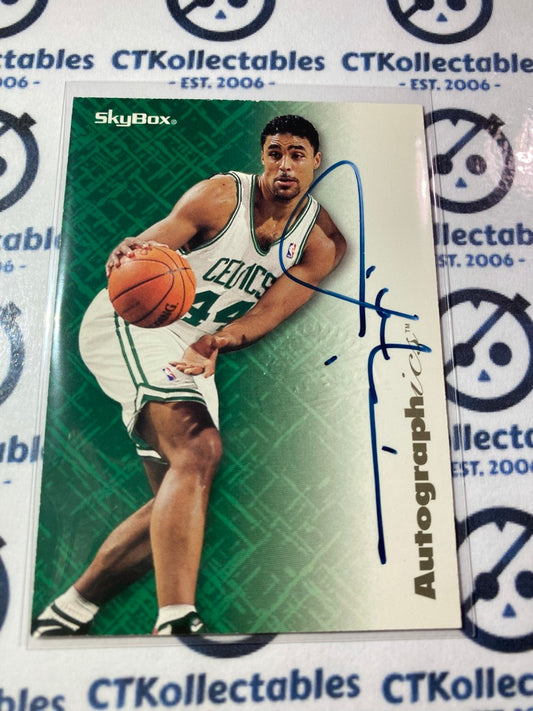 1996-97 Skybox Premium Rick Fox Autographics Celitcs