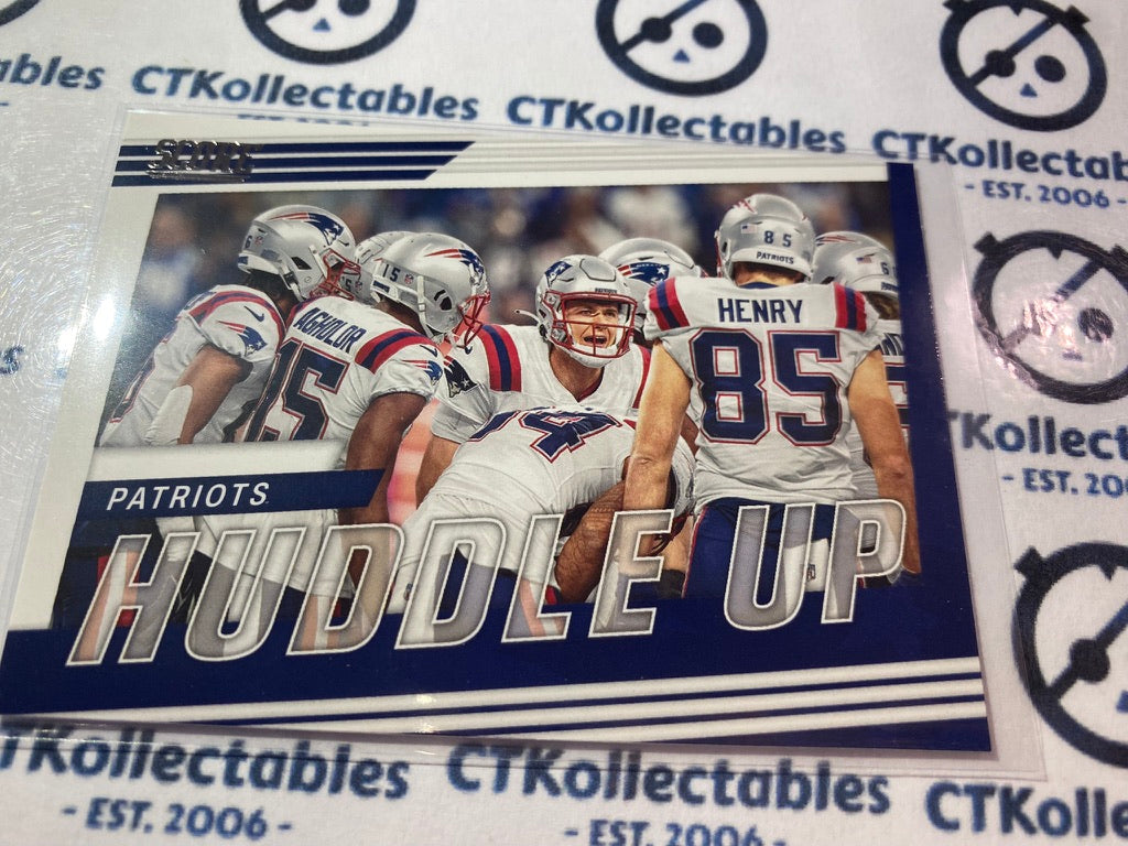 2022 NFL Panini Score New England Patriots Huddle Up #HU-NE