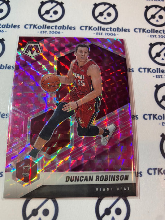 2020-21 NBA Mosaic Pink Prizm Duncan Robinson #28 Heat