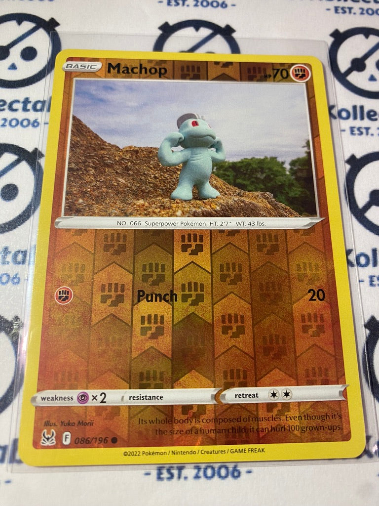 Machop Reverse Holo #086/196 2022 Sword & Shield Lost Origin Pokemon Card