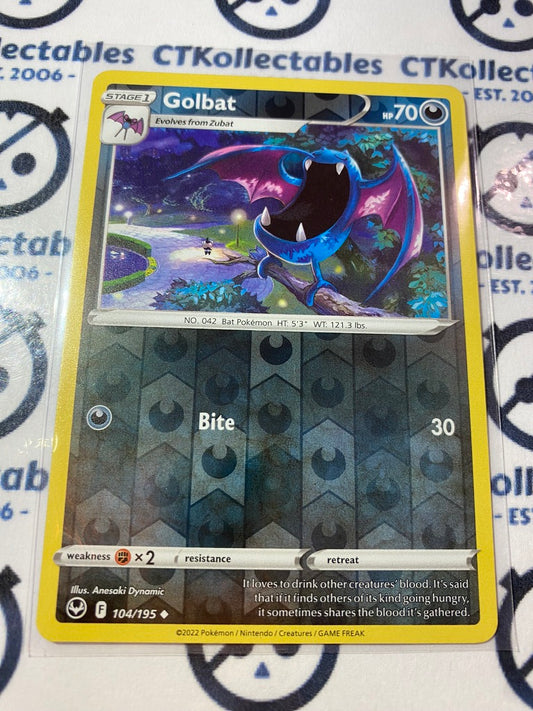 Golbat Reverse Holo #104/195 2022 Sword & Shield Silver Tempest Pokemon Card