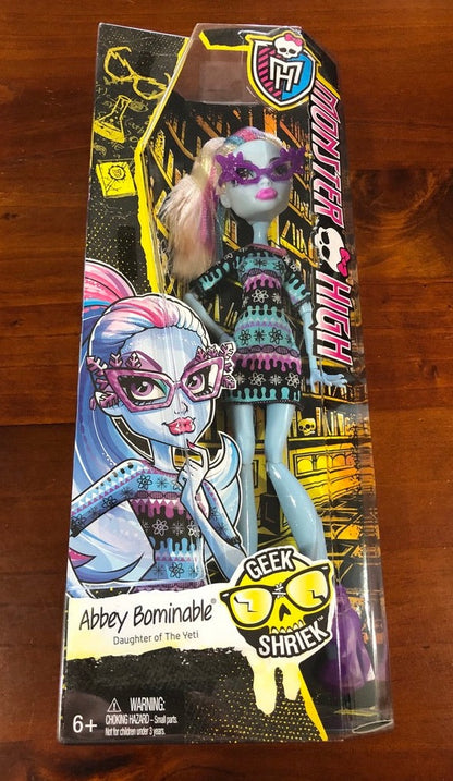 Abbey Bominable Geek Shriek Daughter Of Yeti Monster high Doll