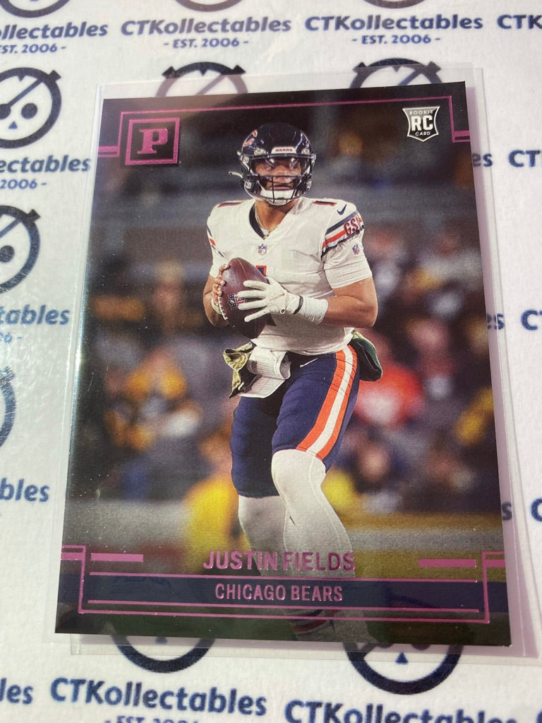 2021 NFL Chronicles Panini Justin Fields Pink Rookie Card RC #PA-4 Bears