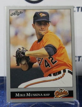 1992 LEAF MIKE MUSSINA # 13 BALTIMORE ORIOLES BASEBALL