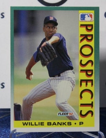 1992 FLEER  PROSPECTS WILLIE BANKS # 657 MINNESOTA TWINS BASEBALL