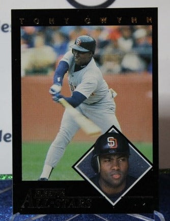 1992 FLEER ALL-STARS  TONY GWYNN # 2 SAN DIEGO PADRES BASEBALL CARD