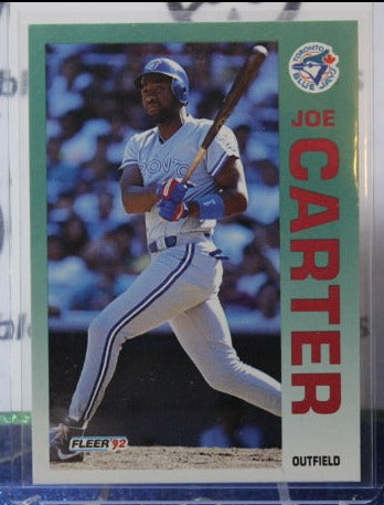 1992 FLEER JOE CARTER # 327 TORONTO BLUE JAYS BASEBALL