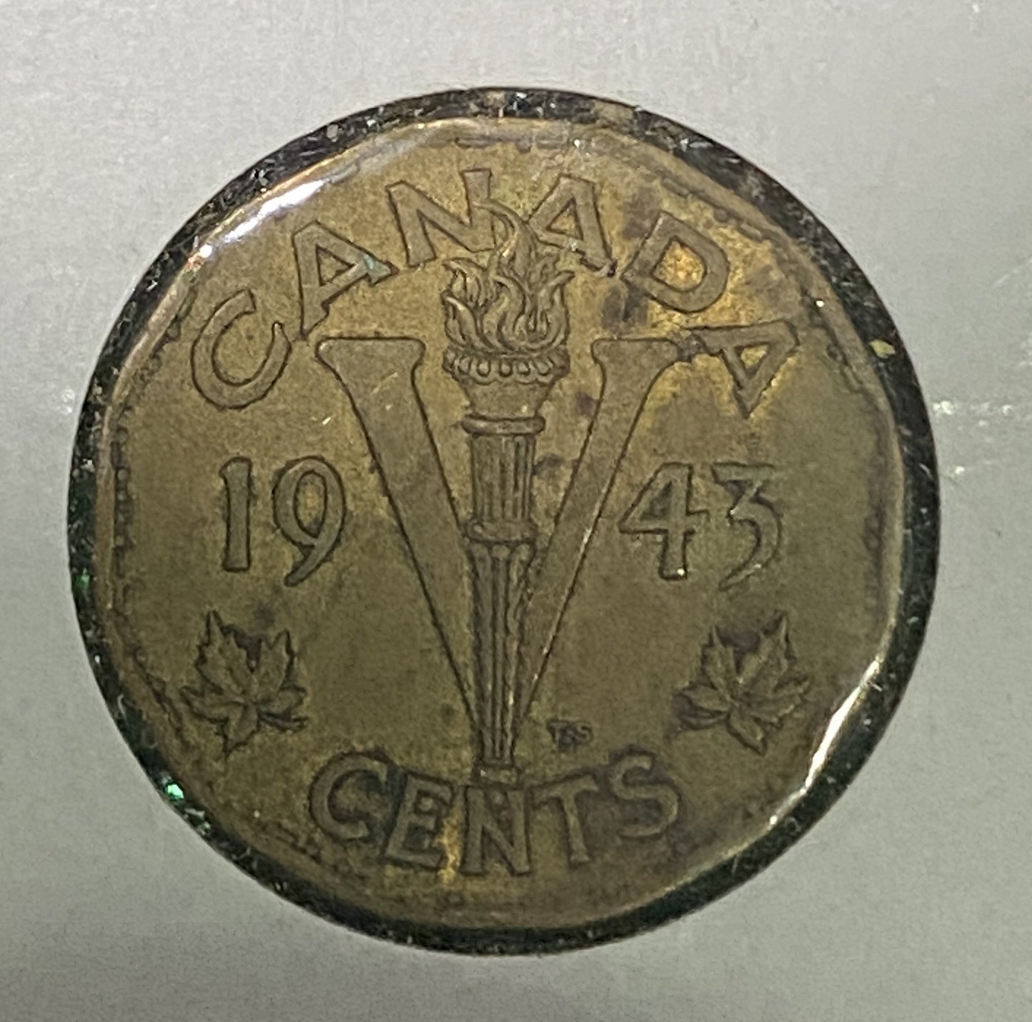 CANADIAN 1943 WAR VICTORY TOMBAC NICKEL 5 CENTS COIN GEORGE VI (FINE/VG+)