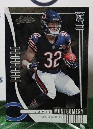 2019 PANINI ABSOLUTE DAVID MONTGOMERY # 110 ROOKIE FOIL NFL CHICAGO BEARS GRIDIRON CARD