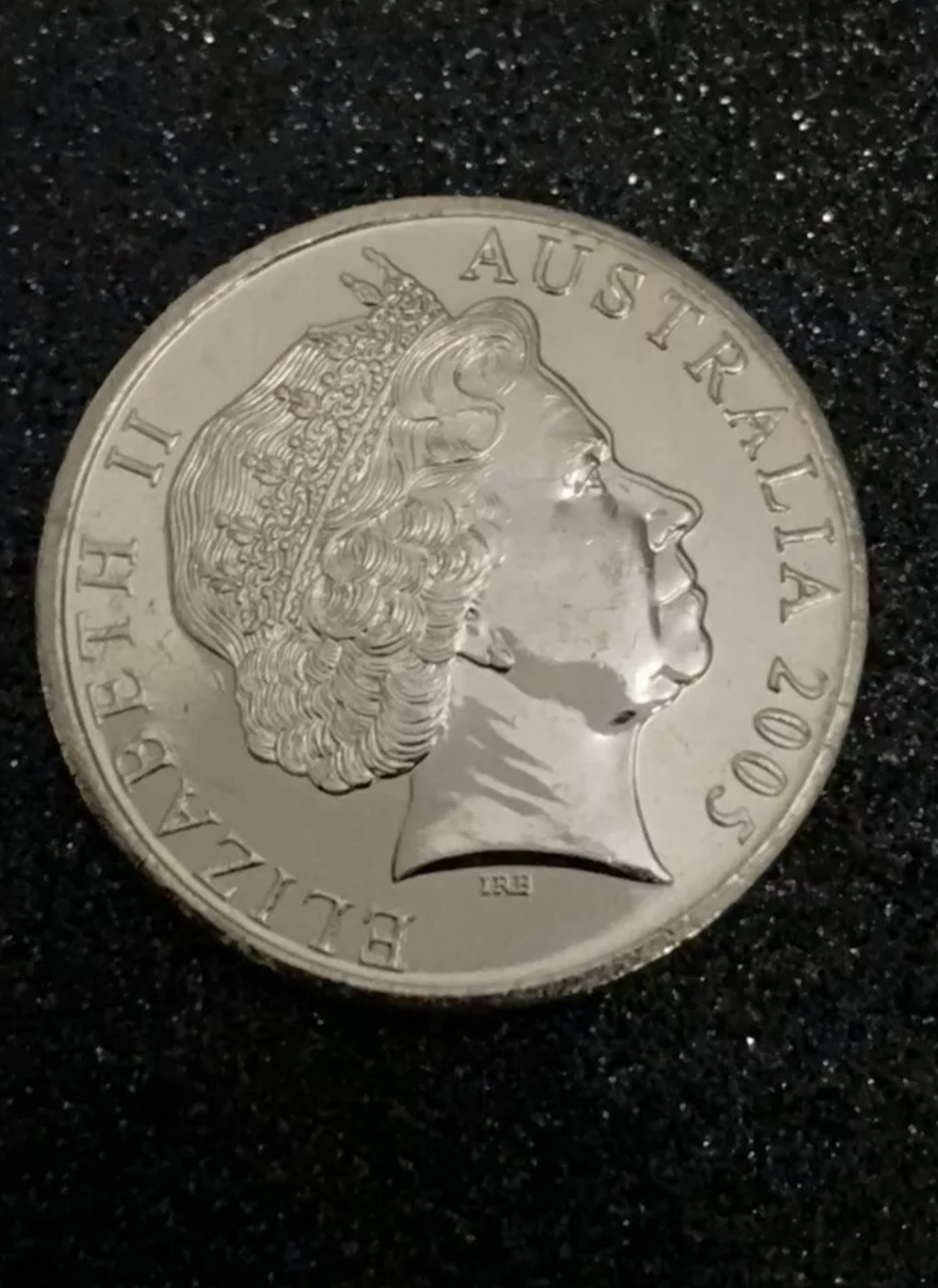 Australian 20 Cent Error Coin 2005 WORLD WAR 1939 - 1945 COMING HOME Double Struck Double Queen’s Face VF+ RARE