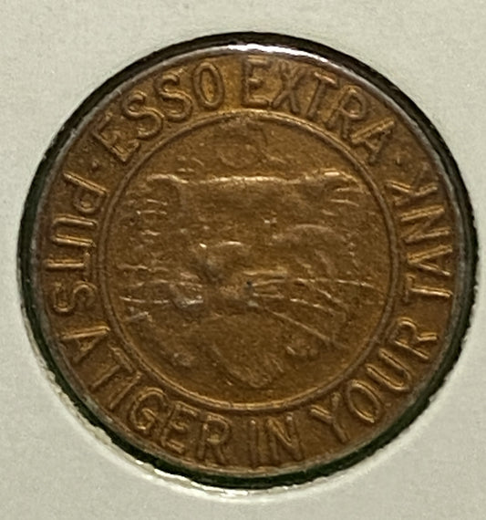 AUSTRALIAN ESSO  2 CENT TOKEN PLASTIC COIN VF/VF+ 1966