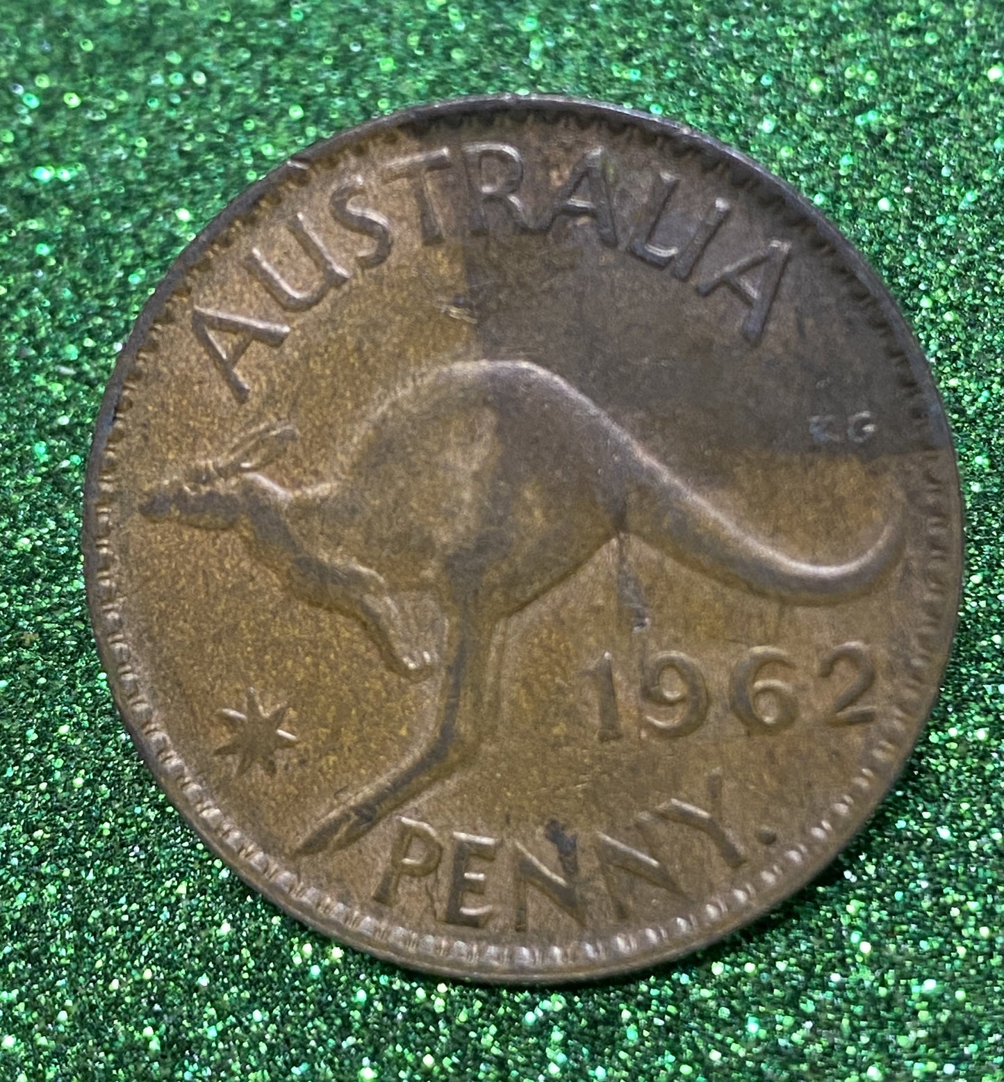 Australian 1 Cent LARGE PENNY COIN 1962  Queen Elizabeth  VG/F CONDITION