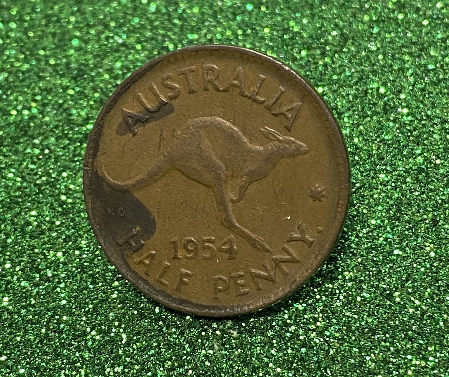 Australian HALF PENNY COIN 1954 Queen Elizabeth VG/F CONDITION