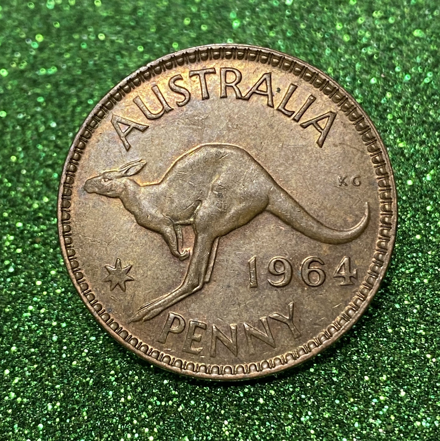 Australian 1 Cent LARGE PENNY COIN 1964 Queen Elizabeth F/VF CONDITION