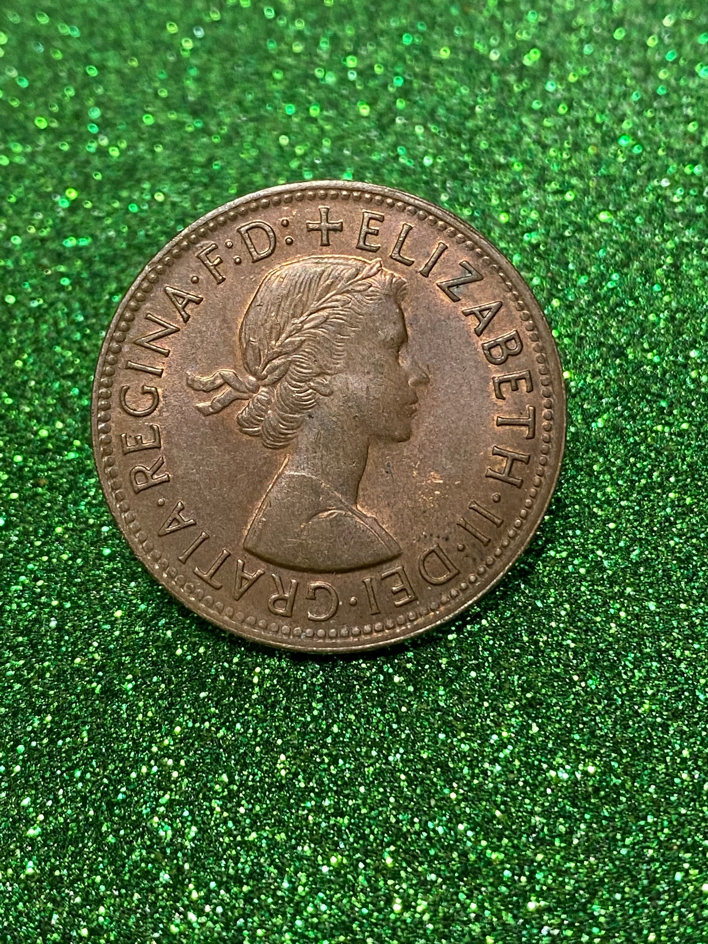 Australian 1 Cent LARGE PENNY COIN 1964 Queen Elizabeth F/VF CONDITION